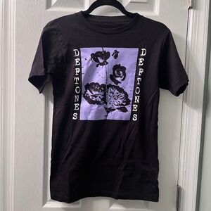 Hot Topic Deftones Black & Lavender Flowers Relaxed Fit T-Shirt
